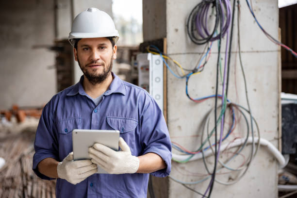 Best Affordable Emergency Electrician  in Detroit Lakes, MN