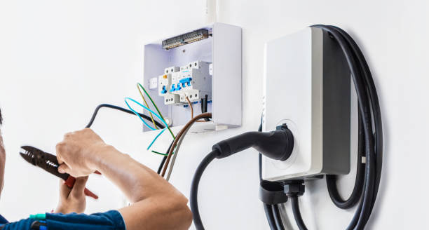 Best Affordable Emergency Electrician  in Detroit Lakes, MN